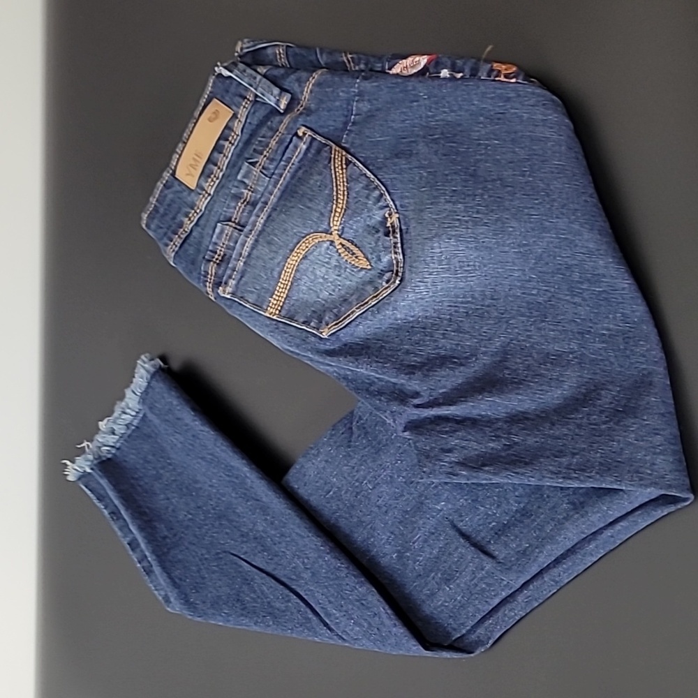 Jeans ~ YMI WannaBettaButt? Embroidered Ankle Jeans w/ Frayed Hem - Picture 3 of 13